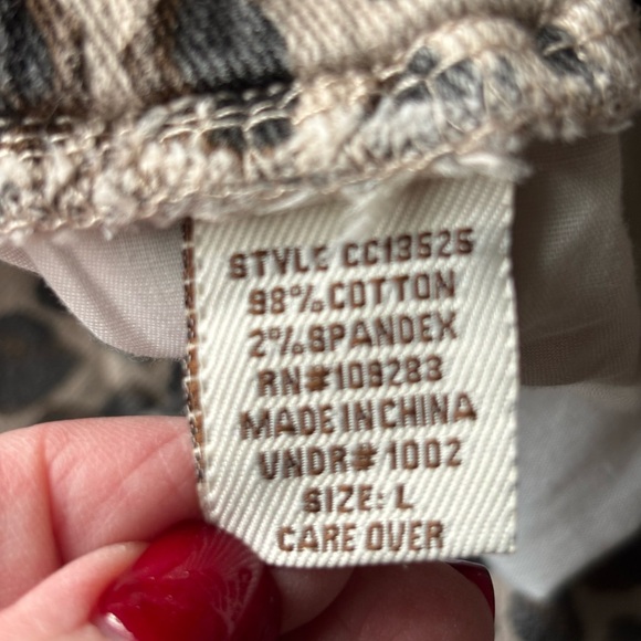 Leopard Print Stretch Wide-Leg Pants by Vintage Havana - Picture 10 of 11